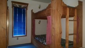 Hilltop upstairs bunk bed